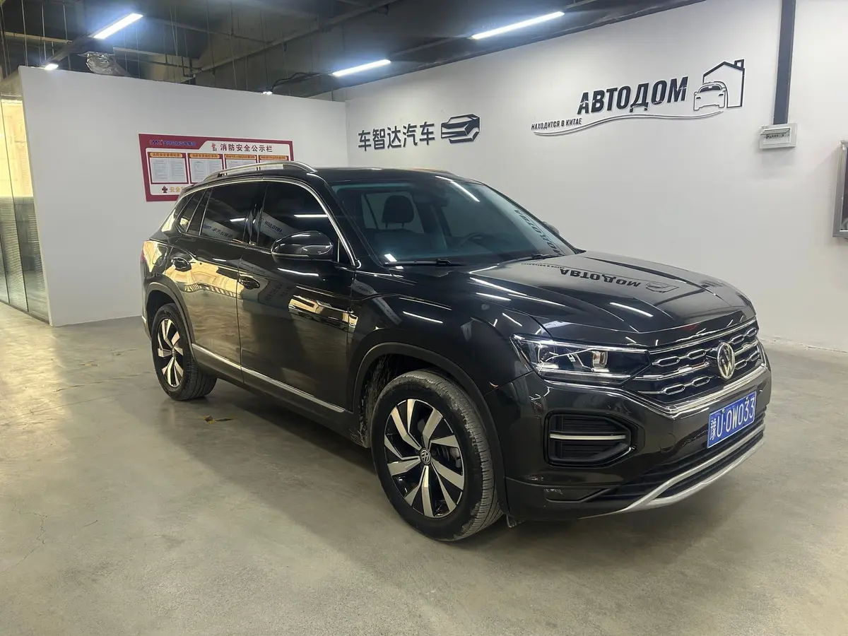 Volkswagen Tayron, 2022 модельного года, 280TSI, передний привод, комплектация Люкс