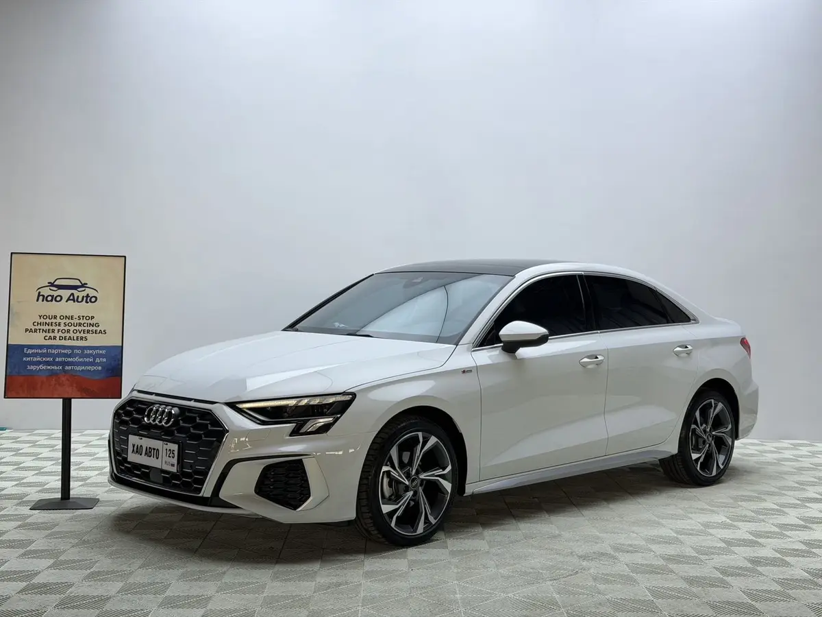 Audi A3L Limousine, 2023 модельного года, 35 TFSI, комплектация Люкс-спортивная