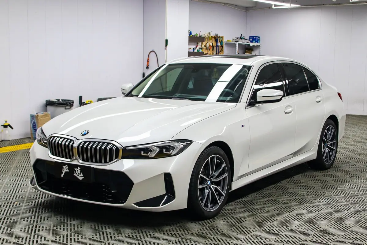 BMW 3 Series 2023, 320i, M Sport package