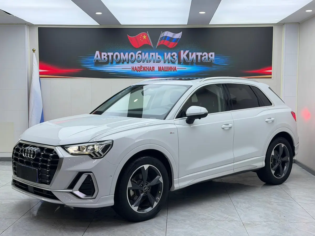 Audi Q3 2022 модельного года, 35 TFSI, комплектация «Спортивная», экологический класс China VI