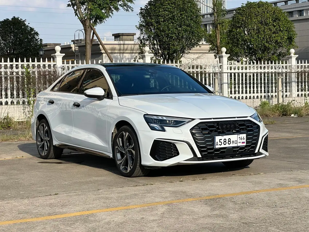 Audi A3L, 2023 модельного года (рестайлинг), 35 TFSI, комплектация Люкс-спортивная
