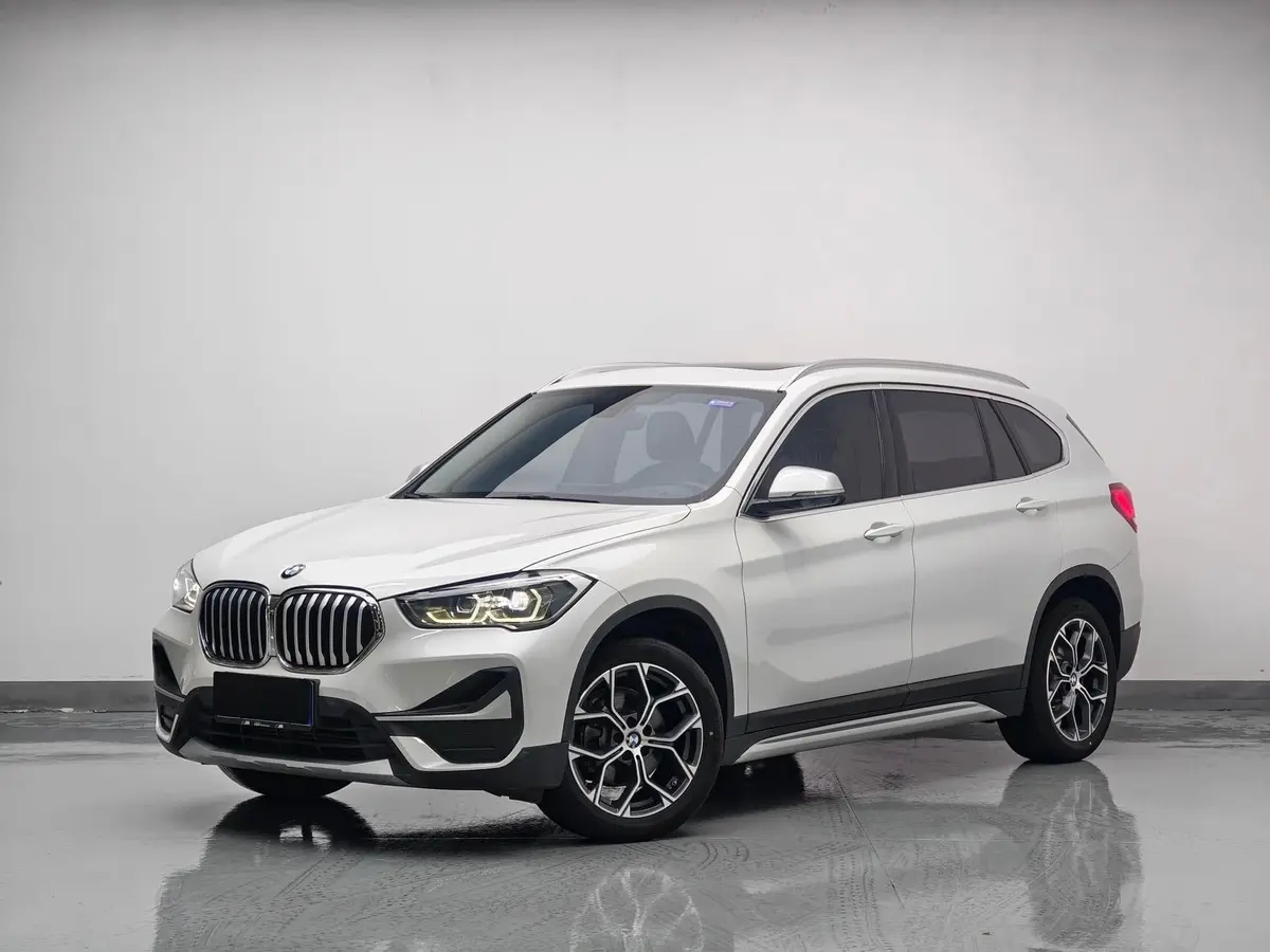 BMW X1, 2022, sDrive20Li, Стильная