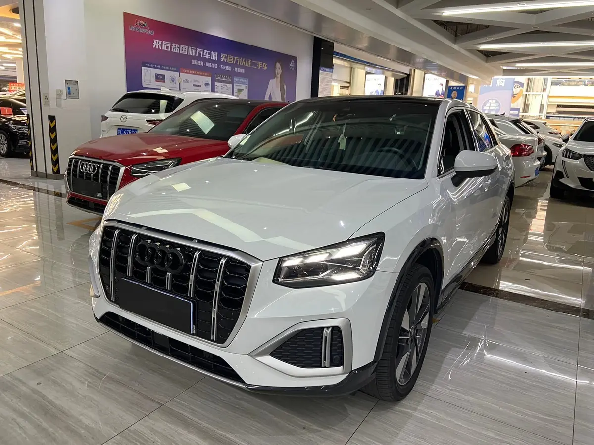 Audi Q2L 2022 модельного года, 35 TFSI, комплектация «Элегантная»