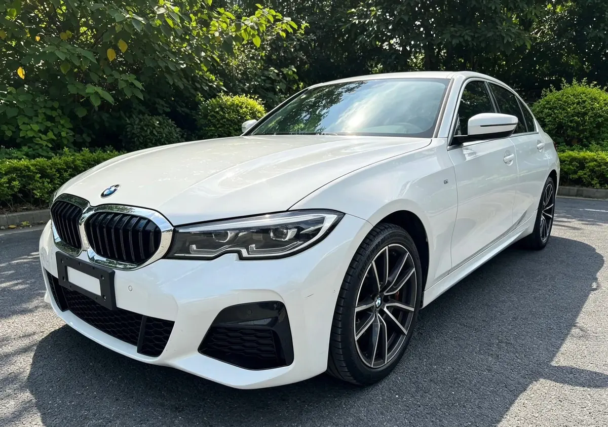 BMW 3 серии 2022 модельного года, 320Li, спортивный M-пакет