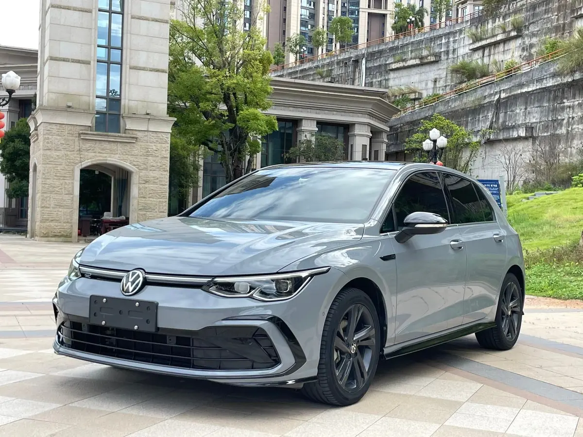 Volkswagen Golf, 2023, R-Line