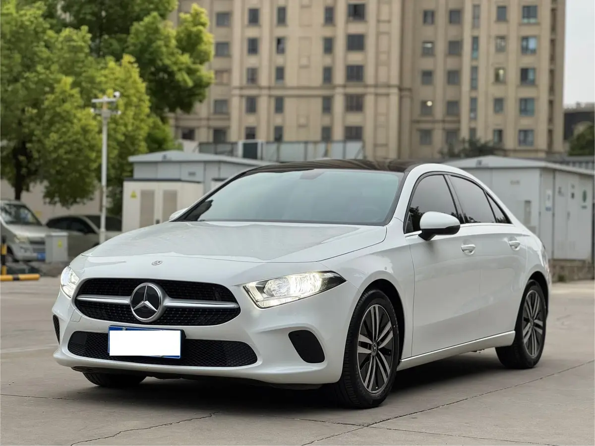 Mercedes-Benz A-Class, 2022 модельного года, A 180 L