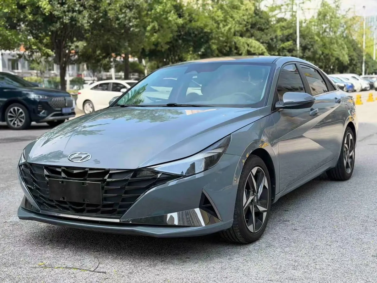 Hyundai Elantra, 2022 модельного года, 1.5L, CVT, комплектация «LUX (Премиум)»