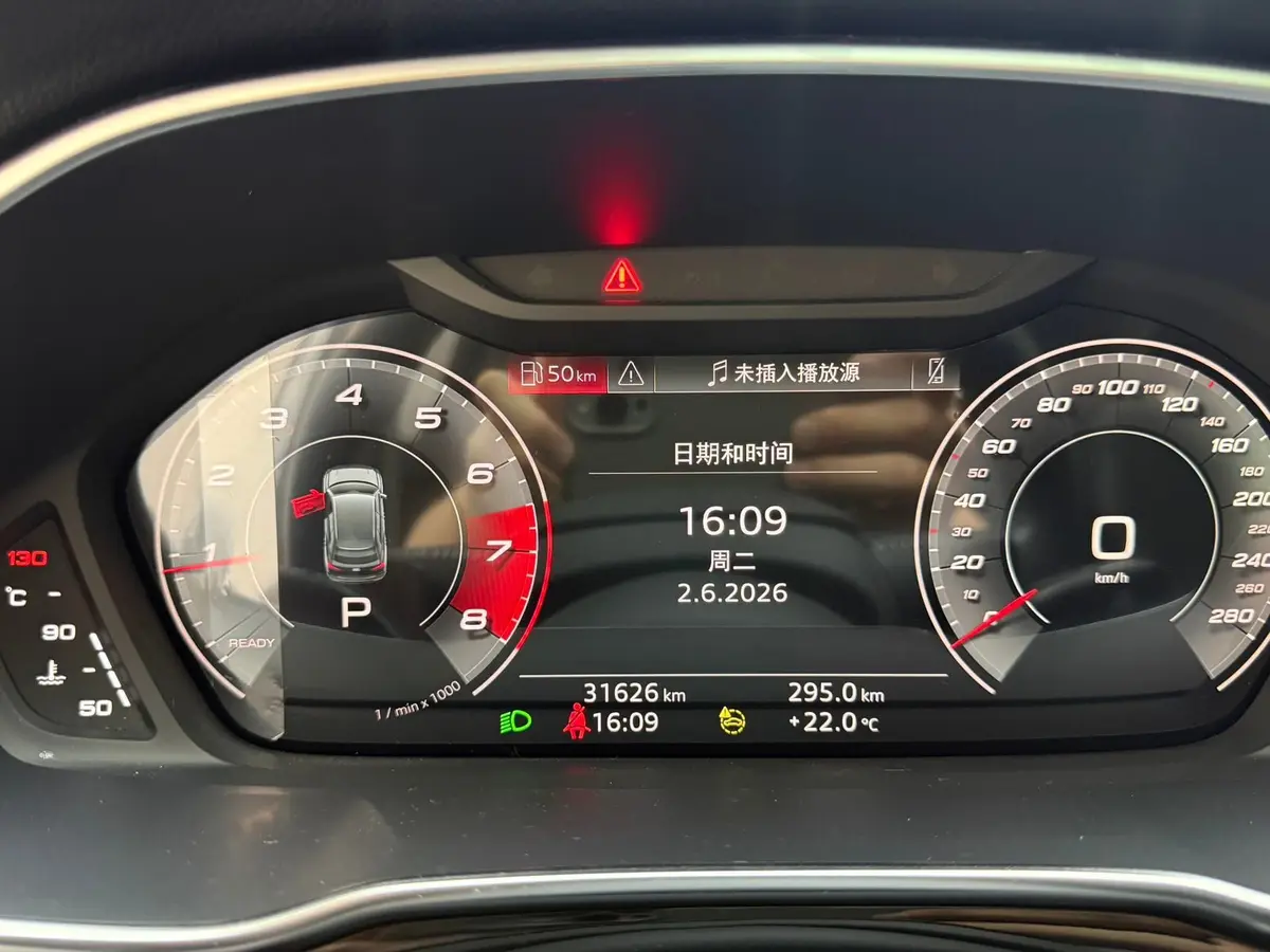 Audi Q3 2022 модельного года, 35 TFSI, комплектация «Спортивная»