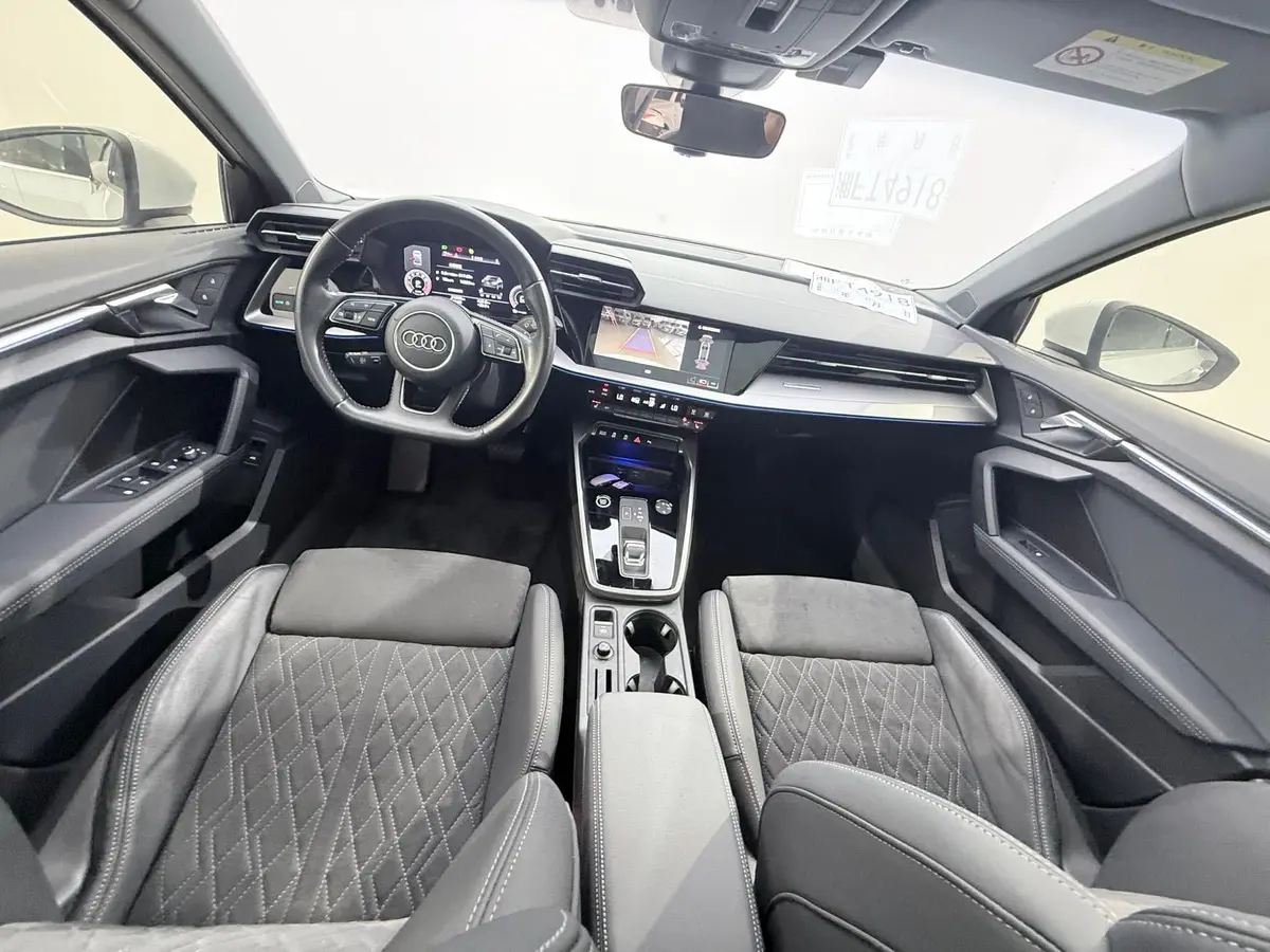 Audi A3L Limousine, 2021 модельного года, 35 TFSI, комплектация Люкс-спортивная