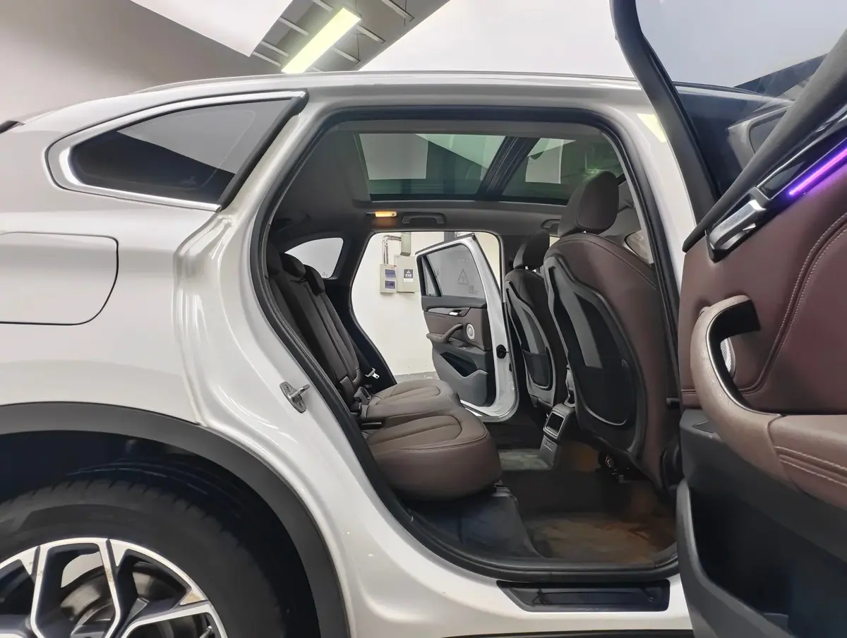 BMW X1, 2022, sDrive20Li, Стильная