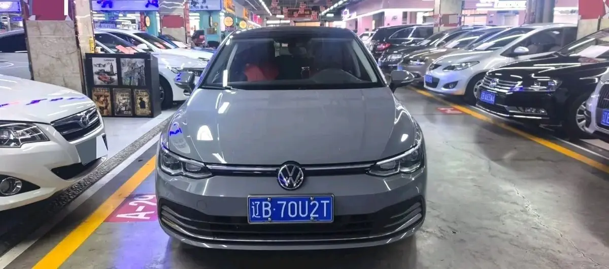 Volkswagen 2023 модельного года, Golf 8 PRO 1.4 TSI 280TSI (рестайлинг), АКПП