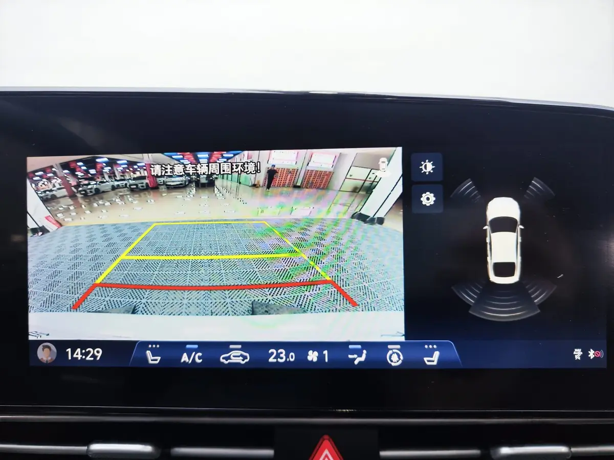 Hyundai Elantra, 2022 модельного года, 1.5L, CVT, комплектация «LUX (Премиум)», экологический стандарт China VI