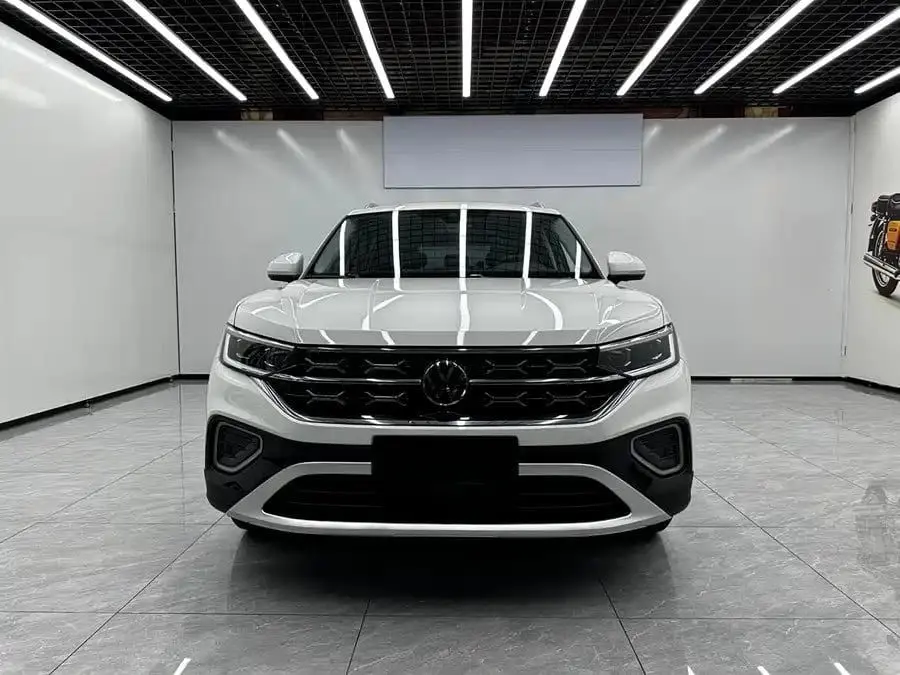 Tayron 2023 280TSI 2WD Luxury Plus Advanced 1.4T АКПП Передний привод