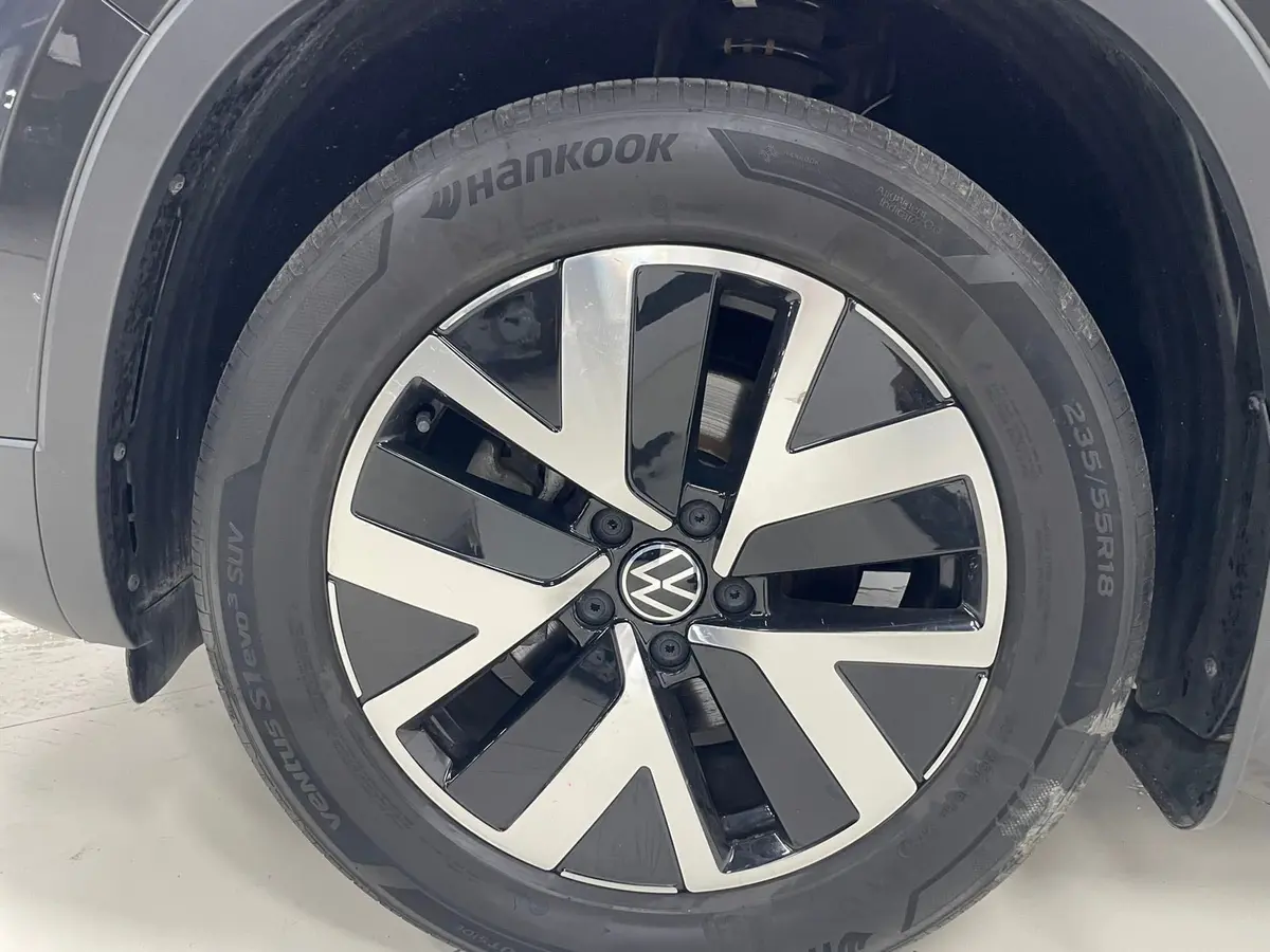 Volkswagen 2023 модельного года, Tayron 1.4 TSI 280TSI, привод 2WD, комплектация «Люкс Plus» расширенная