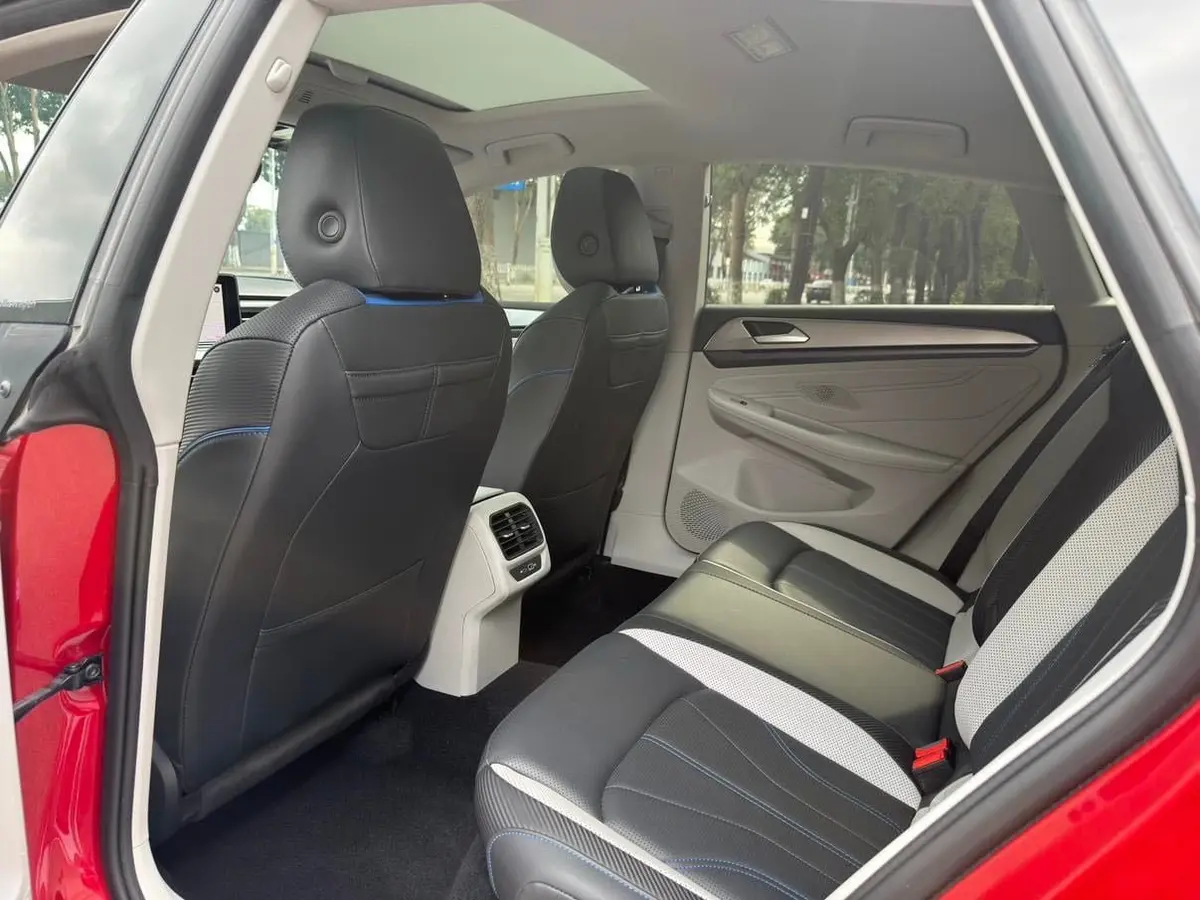 Volkswagen Lamando, 2022 модельного года, 280TSI, топовая комплектация