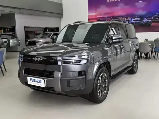 Titanium 7 2025 190KM AWD Max Edition, Полный привод