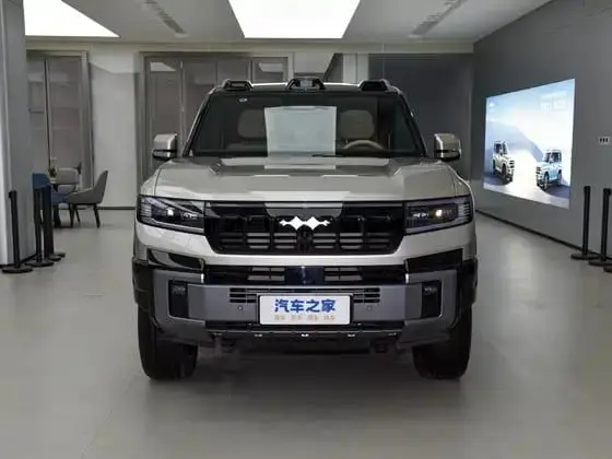 Bao 8 2025 Wise & Brave Luxury 5-Seat, Полный привод