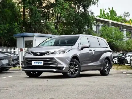 Sienna 2027 2.5L Гибрид Премьер Полный привод