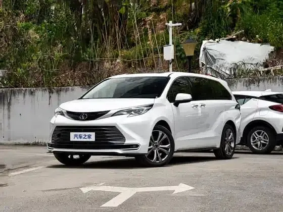 Sienna 2027 2.5L Гибрид Премьер Знатный Передний привод