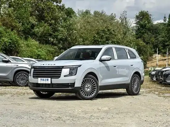 Jetour X70L 2026 Flagship 5-Seat 2.0T АКПП Передний привод
