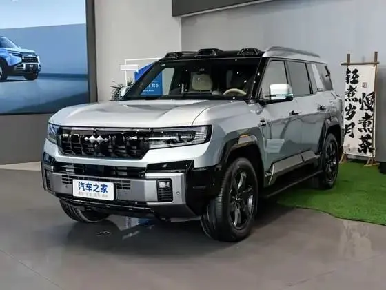 Bao 8 2025 Wise & Brave Flagship 5-Seat, Полный привод