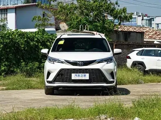 Granvia 2026 2.5L Гибрид Люкс Передний привод