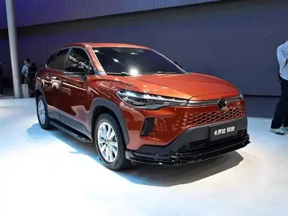 Toyota Frontlander 2026 2.0L Гибрид Люкс Вариатор Передний привод