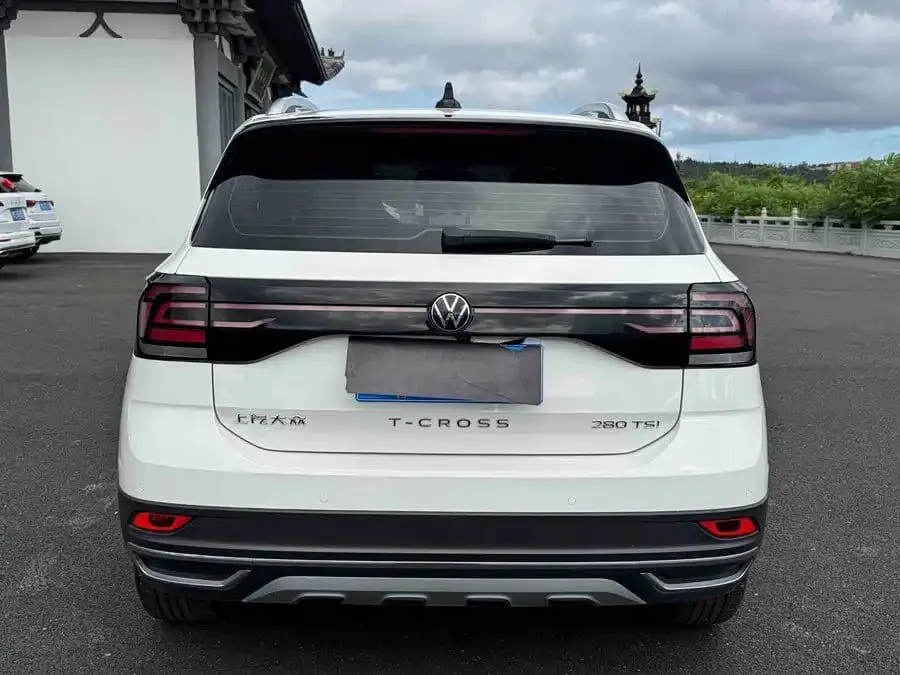 T-Cross 2021 280TSI DSG Comfort 1.4T АКПП Передний привод