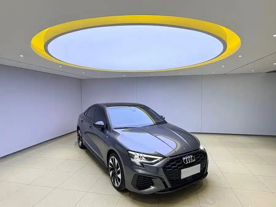 Audi A3 2022 A3L Limousine 35 TFSI Sport Fashion 1.4T АКПП Передний привод (Седан удлинённой версии)