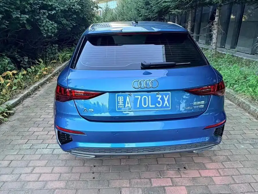 Audi A3 2022 Sportback 35 TFSI Sport Fashion 1.4T АКПП Передний привод