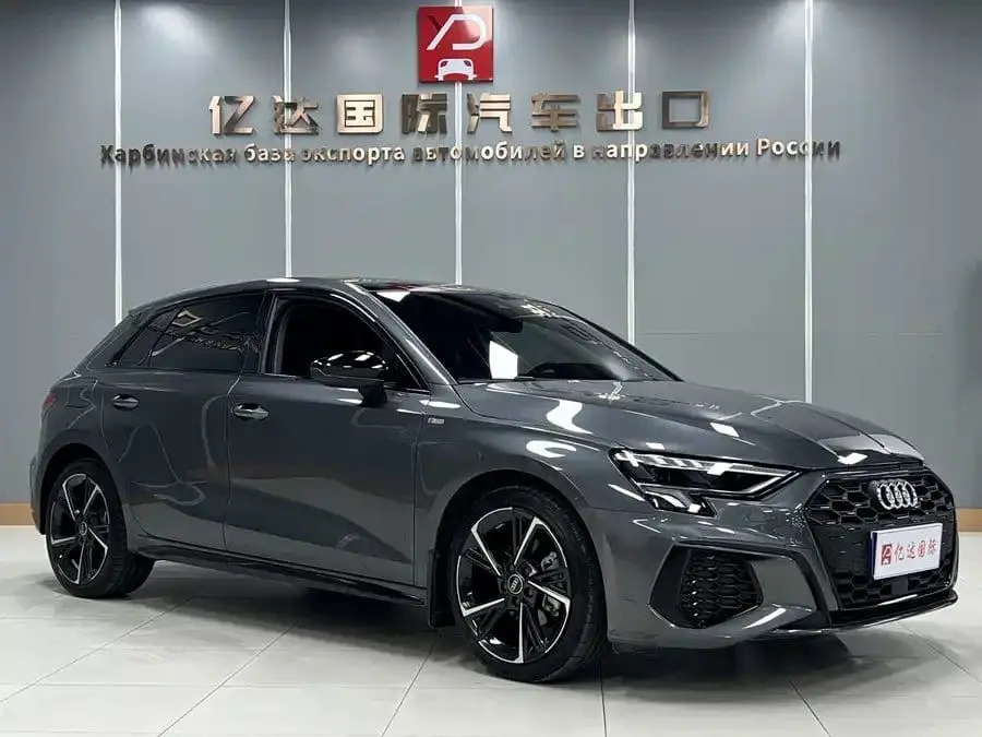 Audi A3 2022 Sportback 35 TFSI Sport Fashion 1.4T АКПП Передний привод