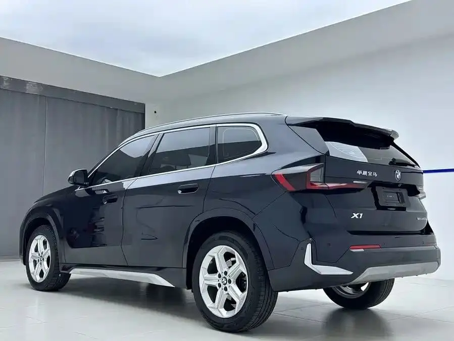 BMW X1 2023 sDrive20Li X Design-пакет 1.5T АКПП Передний привод (№724052)