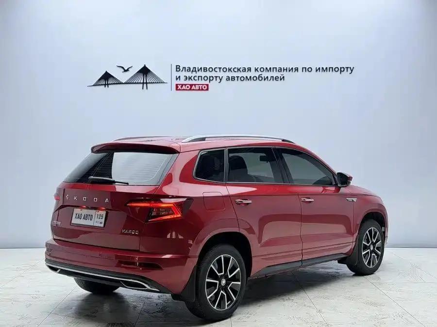 Skoda Karoq 2022 TSI280 Premium Edition 1.4T АКПП Передний привод