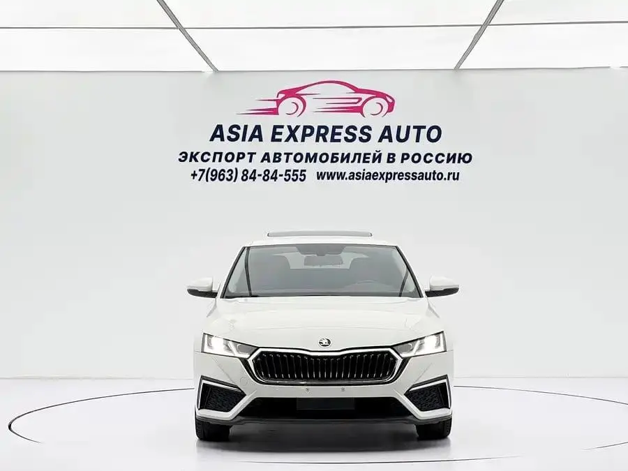 Skoda Octavia PRO 2022 TSI280 Prestige Edition 1.4T АКПП Передний привод