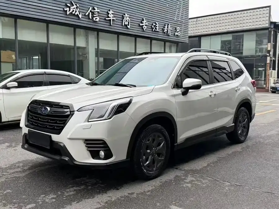 Subaru Forester 2022 2.0i AWD Luxury EyeSight 2.0L АКПП Полный привод