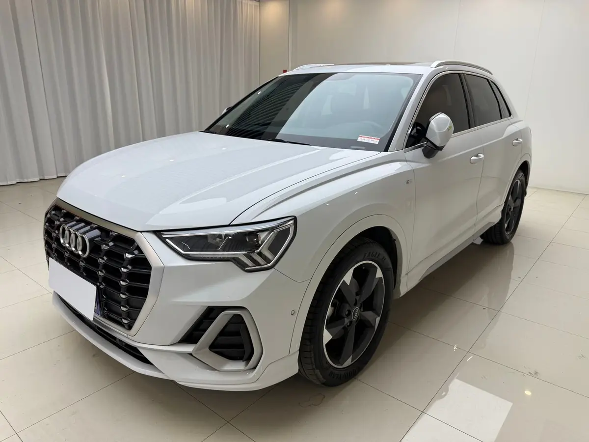奥迪Q3 2022款 35 TFSI 时尚动感型
