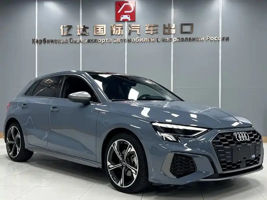 Audi A3 2022 Sportback 35 TFSI RS-пакет 1.4T АКПП Передний привод
