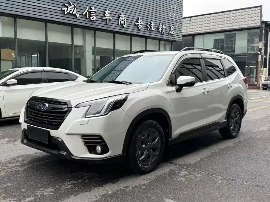 Subaru Forester 2022 2.0i AWD Luxury EyeSight 2.0L АКПП Полный привод