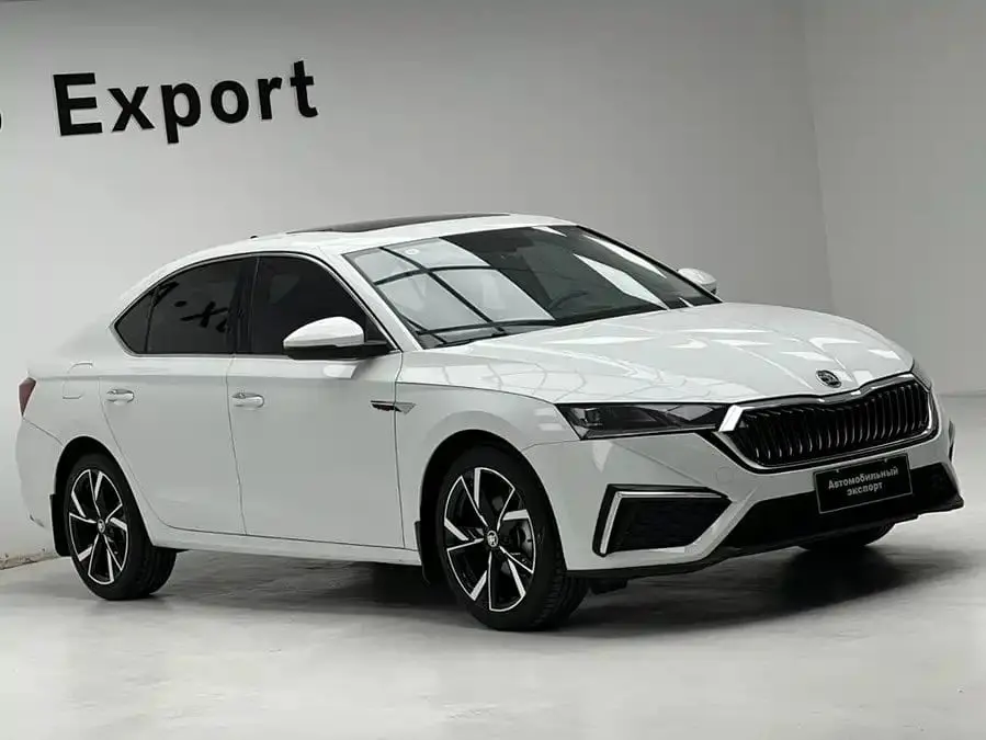 Skoda Octavia PRO 2023 Рестайлинг TSI280 Prestige Edition 1.4T АКПП Передний привод
