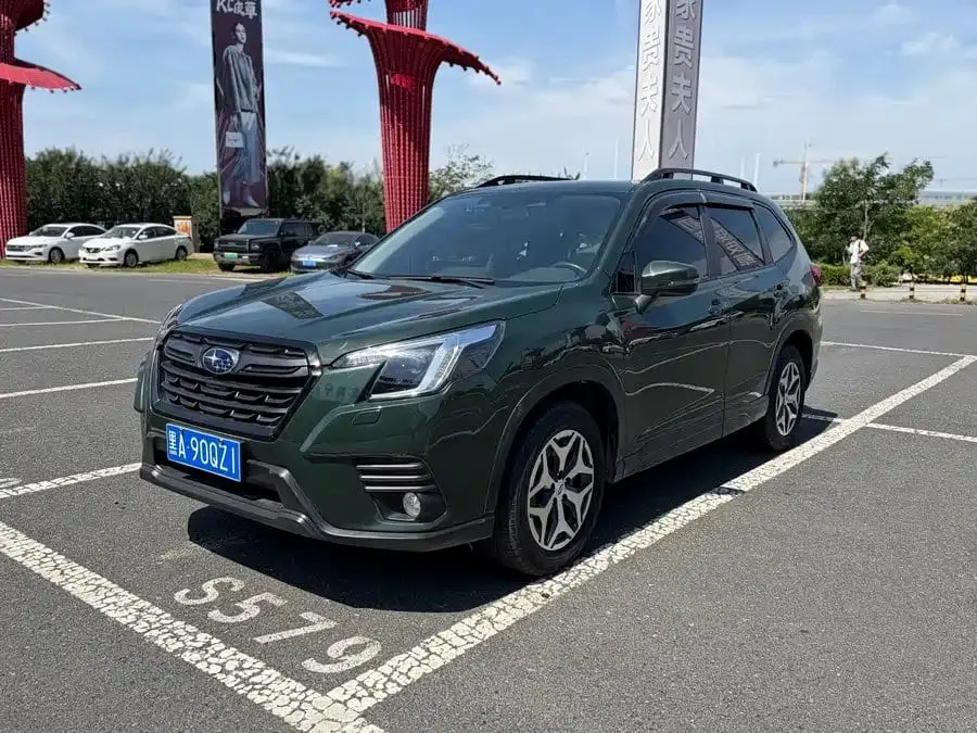Subaru Forester 2022 2.0i AWD Luxury EyeSight 2.0L АКПП Полный привод