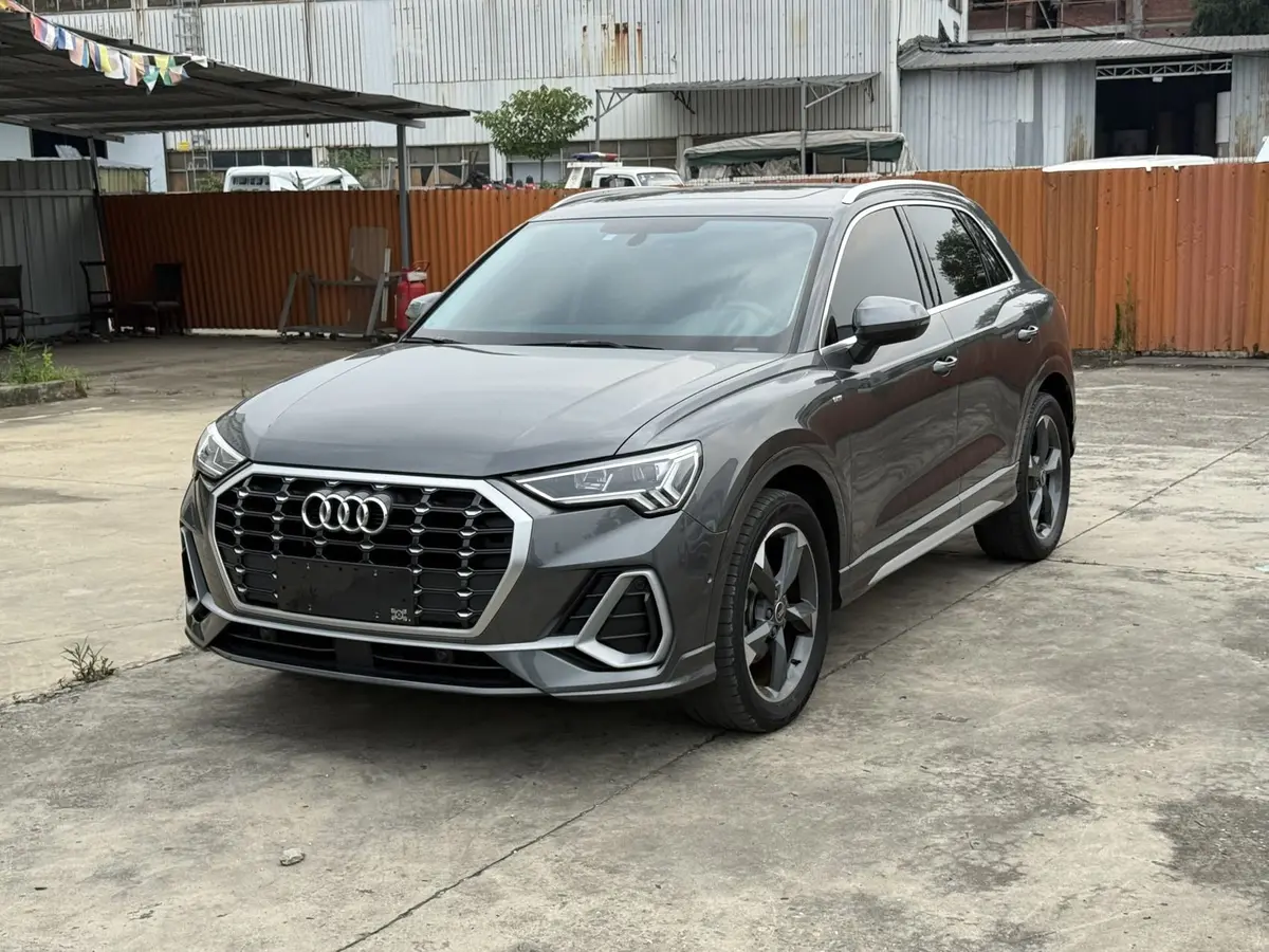 Audi Q3 2022 35 TFSI Shishang Donggan 1.4T Automatic FWD