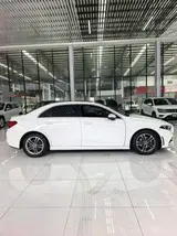Mercedes-Benz A 180 L 11