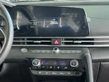 Hyundai Elantra, 2023 модельного года, 1.5L CVT LUX, комплектация «Люкс», экологический класс China VI 6