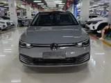 Volkswagen Golf 2023 модельного года, 280 Pro, с опциональными электроприводом сидений, памятью сидений, контурной подсветкой салона 8