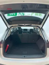 Volkswagen Tayron, 2023 модельного года, 280TSI, передний привод, комплектация Люкс Plus 4