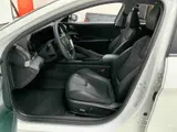 Hyundai Elantra, 2022 модельного года, 1.5L CVT LUX, комплектация «Люкс», экологический класс China VI 4