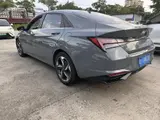 伊兰特 2022款 1.5L CVT LUX尊贵版 1.5L 自动 前置前驱 15