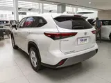 Highlander 2.5L Гибрид Элита 7-мест Полный привод 4