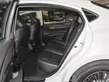 Camry 2.0L Бензин Передний привод 7