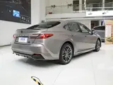 Camry 2026 2.0L Гибрид Лучезарный Передний привод 7
